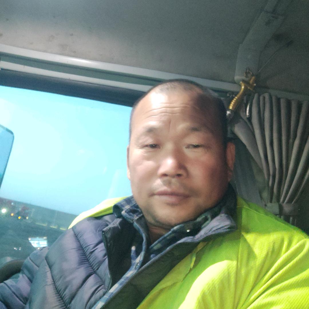 李新波