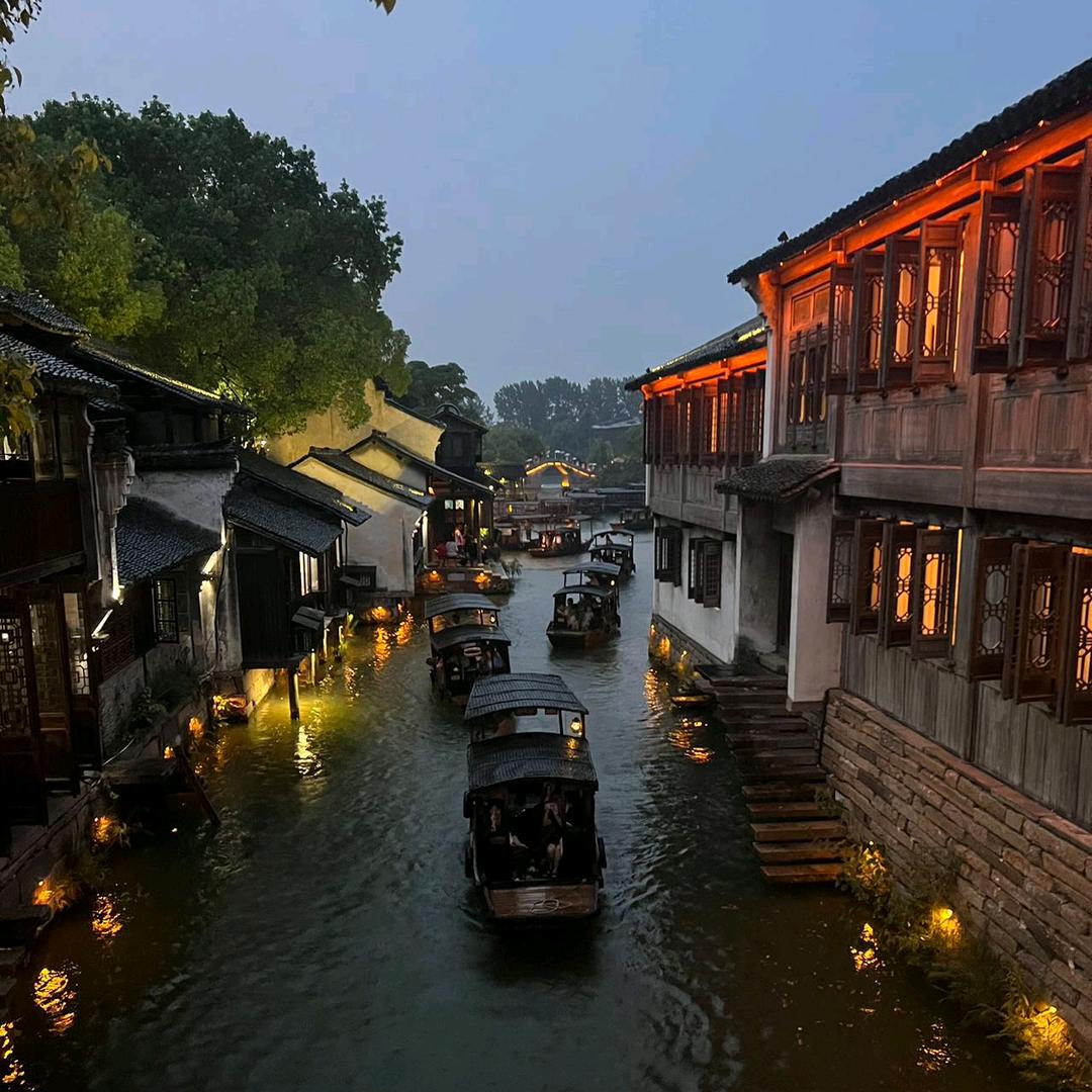 橘子很酸  橙子很甜