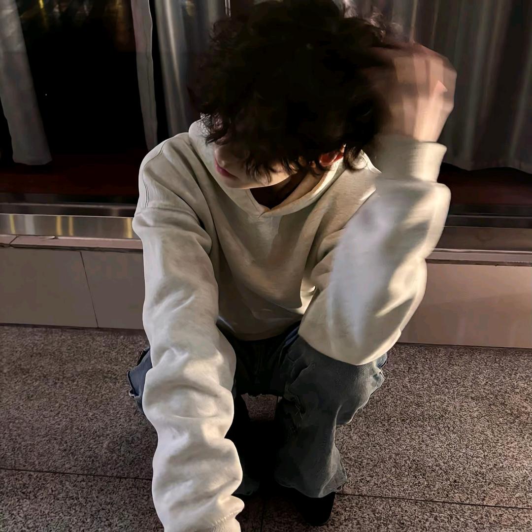 思绪反噬我
