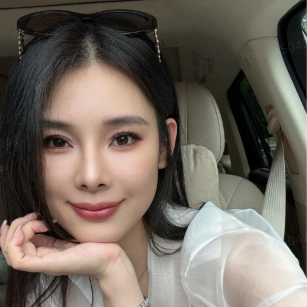 LYNEE七月-穿搭优选