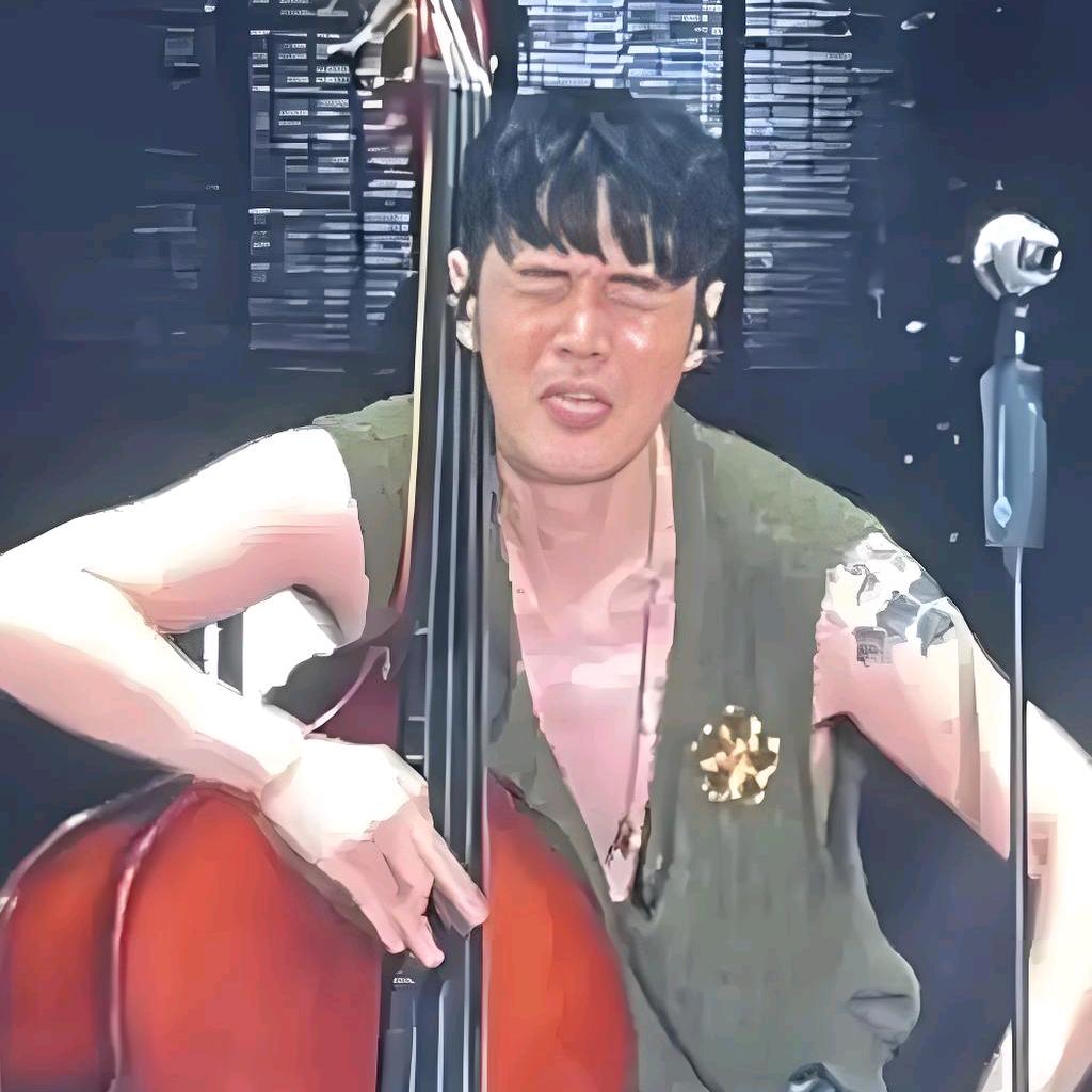 已经睁到最大了