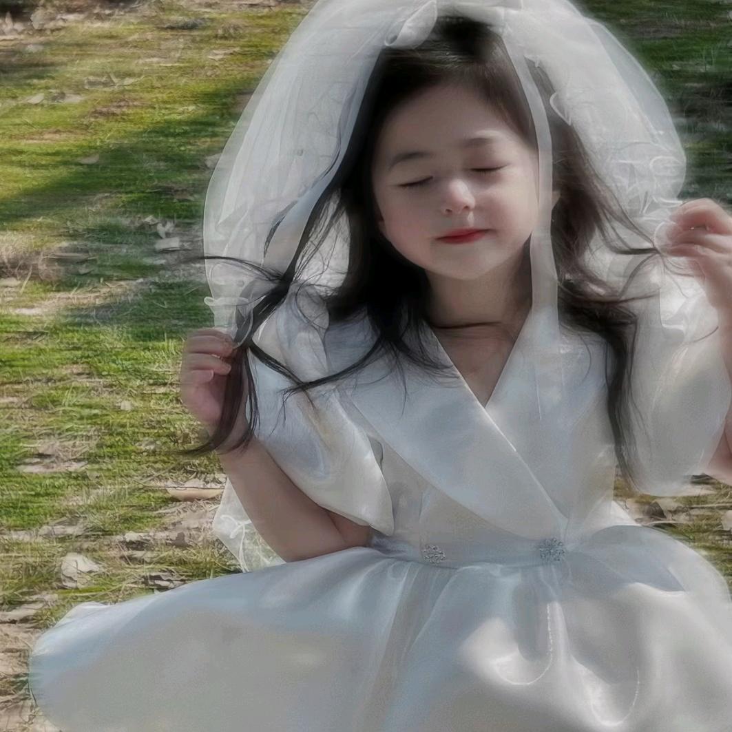 · 是个小困包ʕ̯•͡˔•̯᷅ʔ