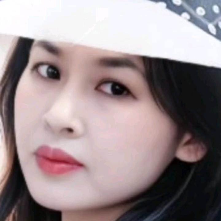 芳芳.