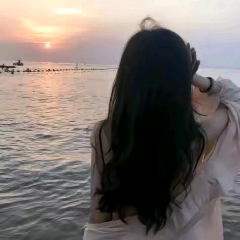 村里的小妹