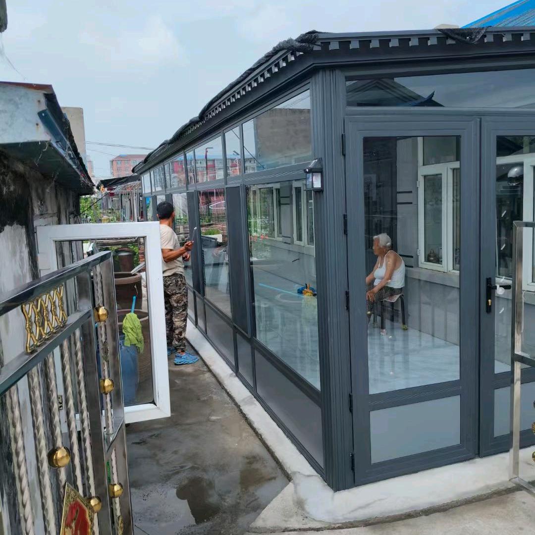 洪伟阳光房厂家