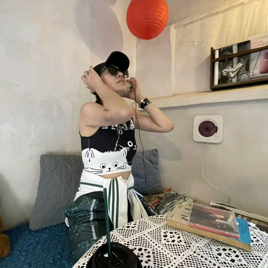喆喆吉祥