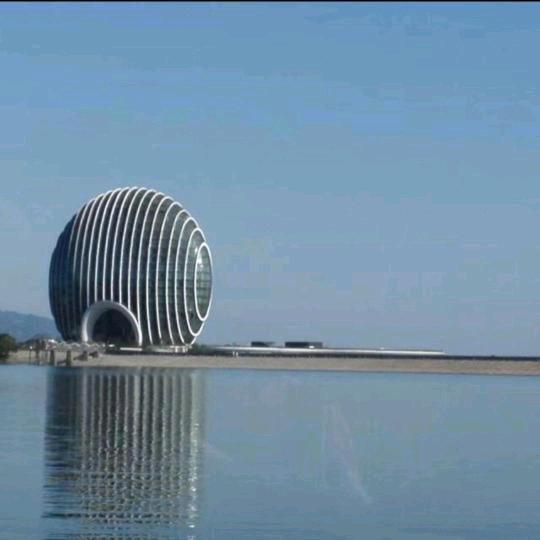 别逗