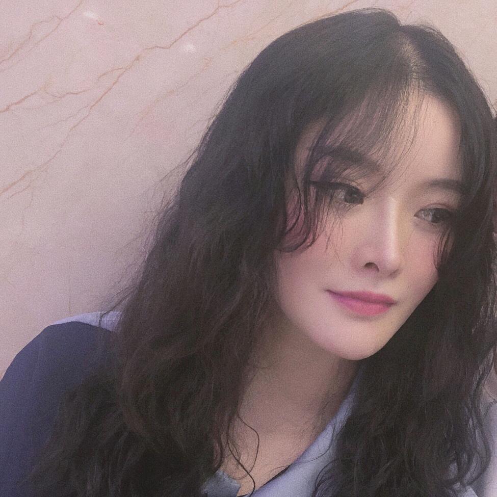 赵二小姐    容儿