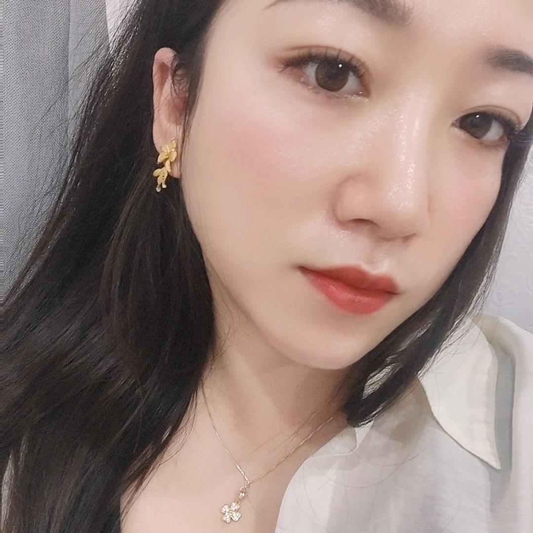 怦   然   心  董