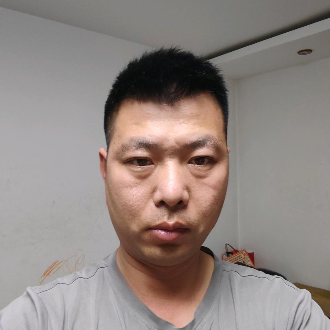 卢龙艺尚客全屋定制