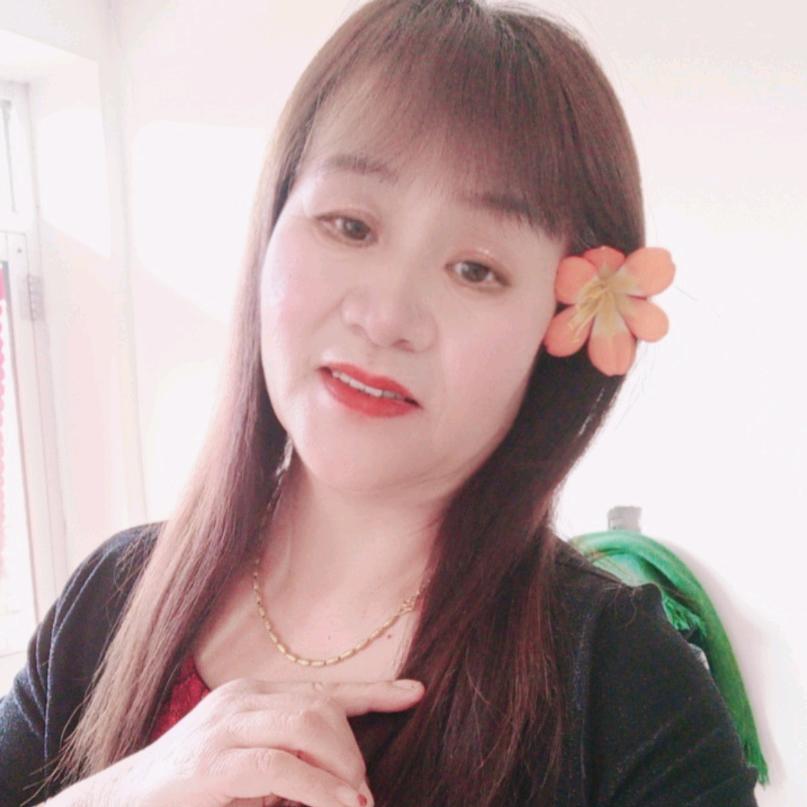 快乐玲姐《晚上7点半开播