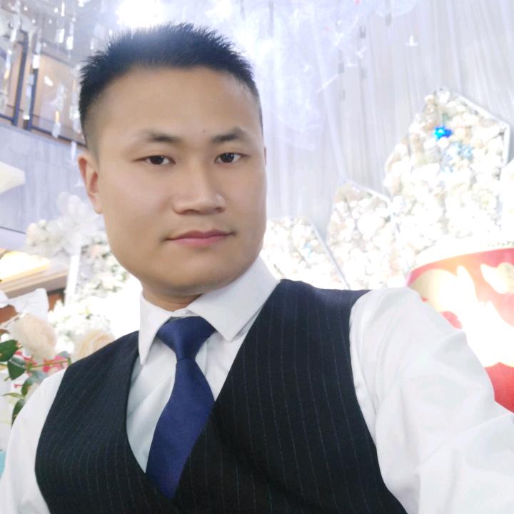 程歌（道让乡★心连心婚庆·演艺★）