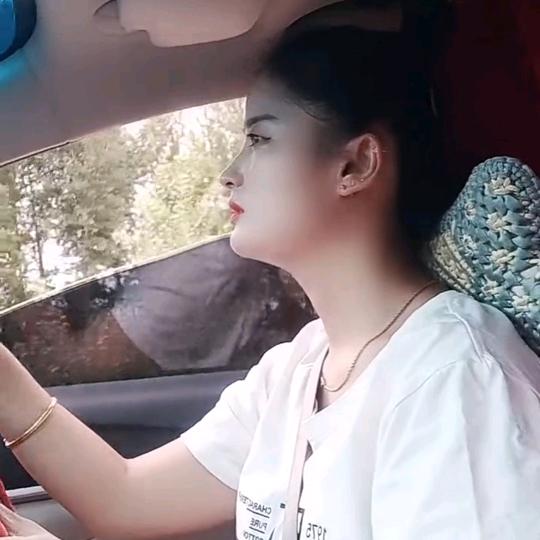 酷酷的女孩（阳仔）