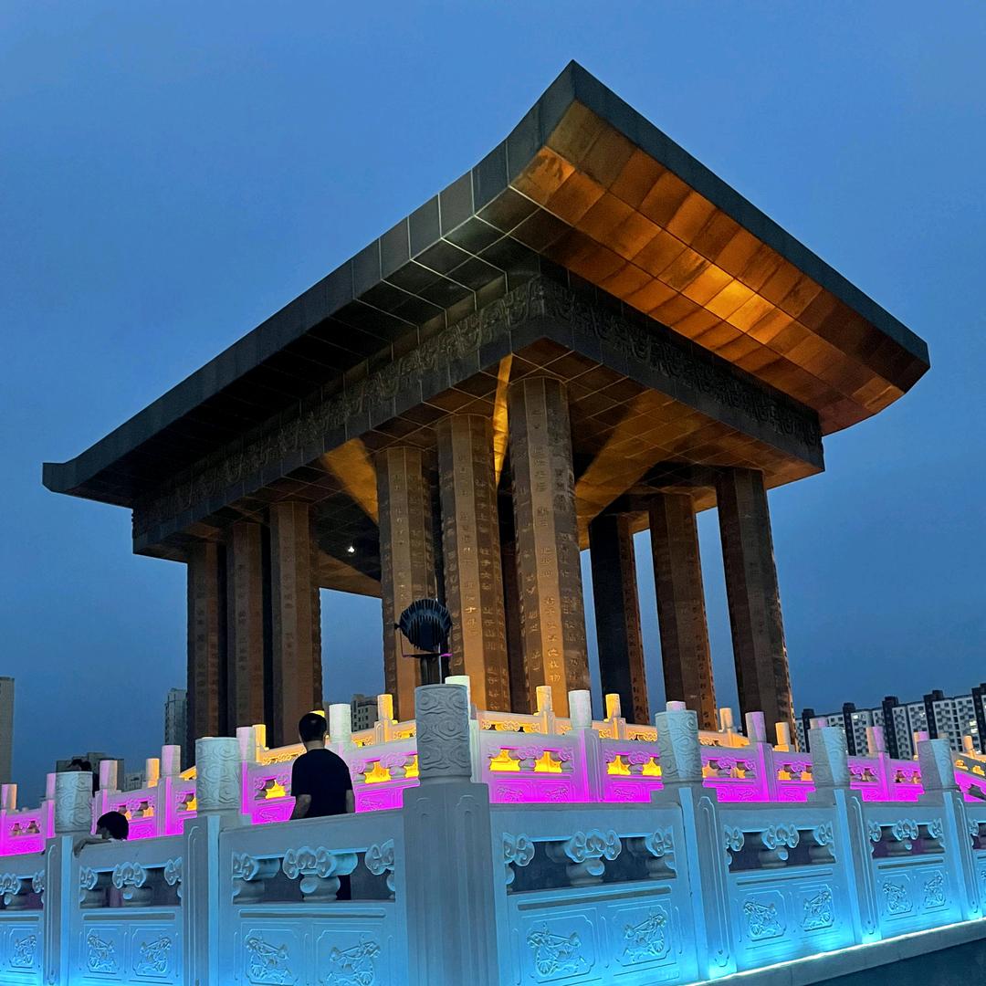 梦想照不进现实