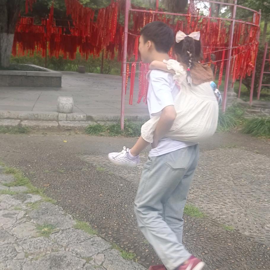 吉祥宝贝！🌻🌻