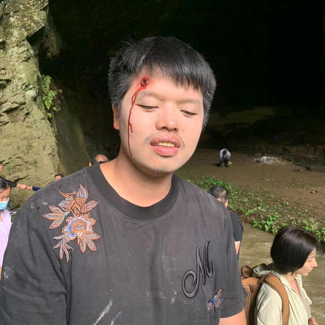 大灯(天柱演员)