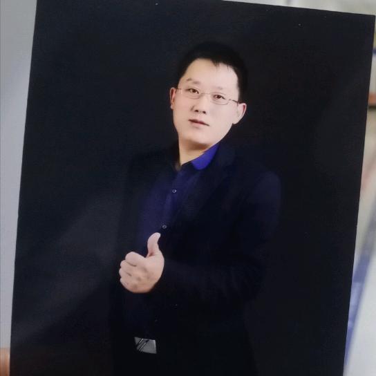 路路🎤周二.四.六不定时开播
