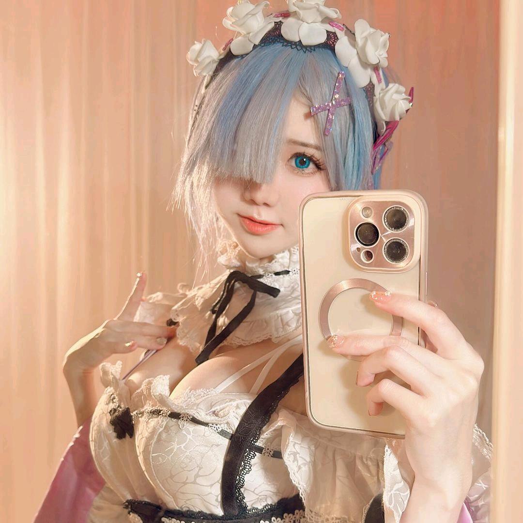 Sally Dorasnow多啦雪