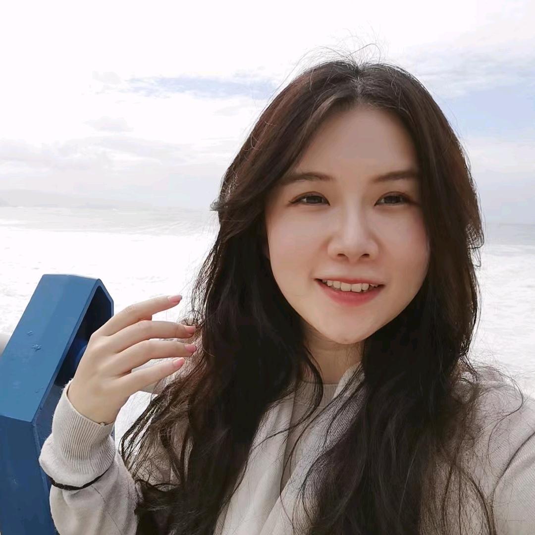 小四姨（苗子鞋垫子）