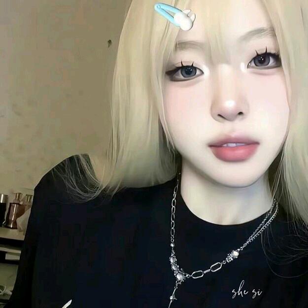 化妆师轩轩