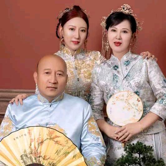 黄花村网点商店经理赵