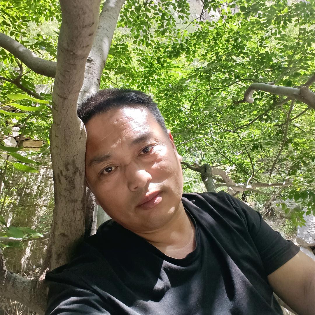 远离背后人