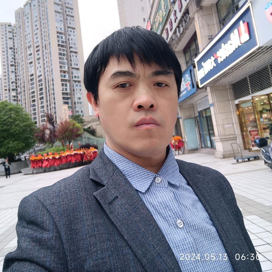 (弟梦哥)橱窗带货早上6，20视频直播。