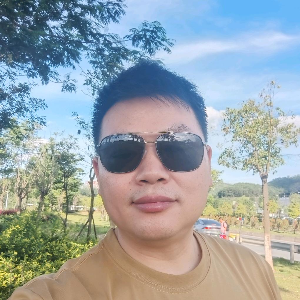 深圳市雪鹰汽车用品工厂店