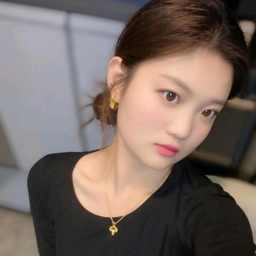 刘家千金两👨‍👩‍👧‍👧🐷🐍