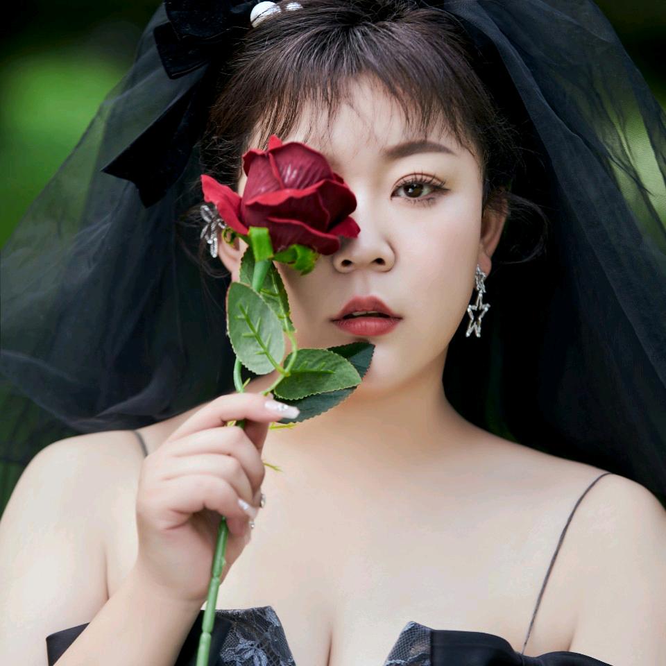 奶茶⁷分甜~ʕ•̫͡•ʔ