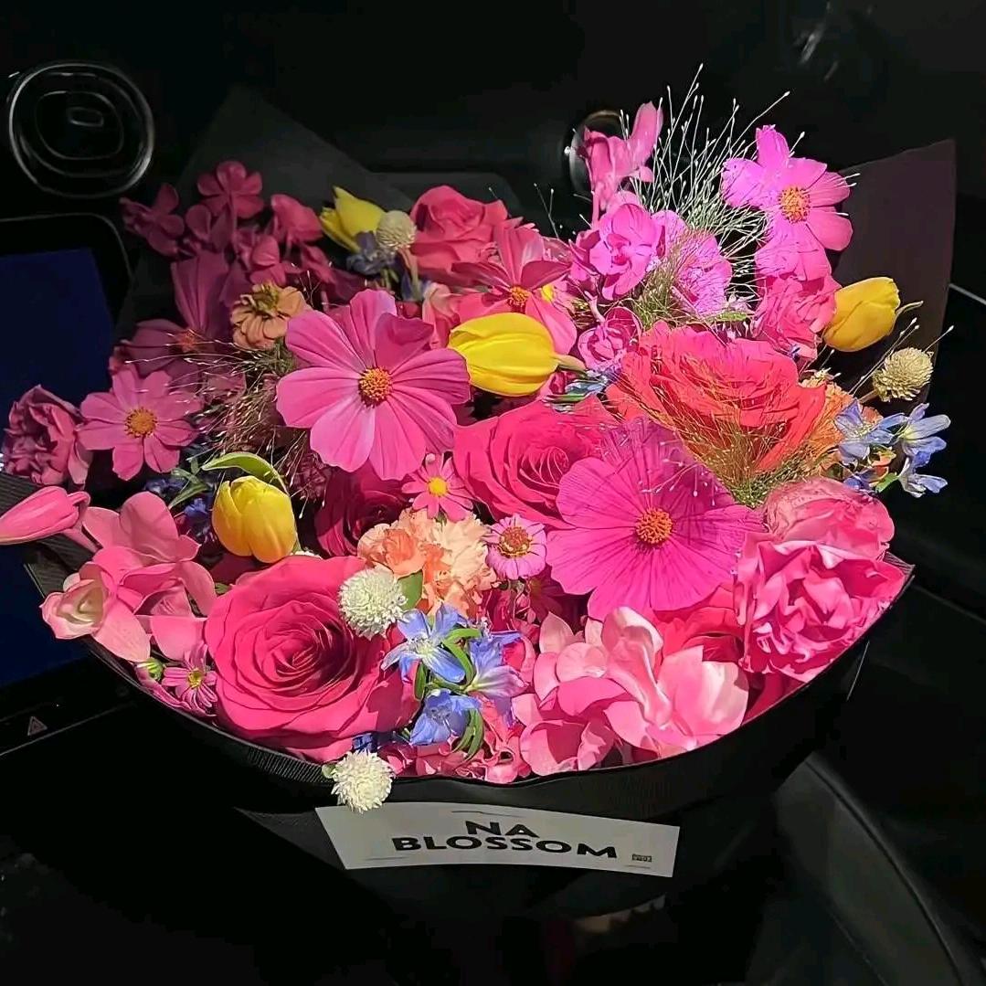 花香和睦，