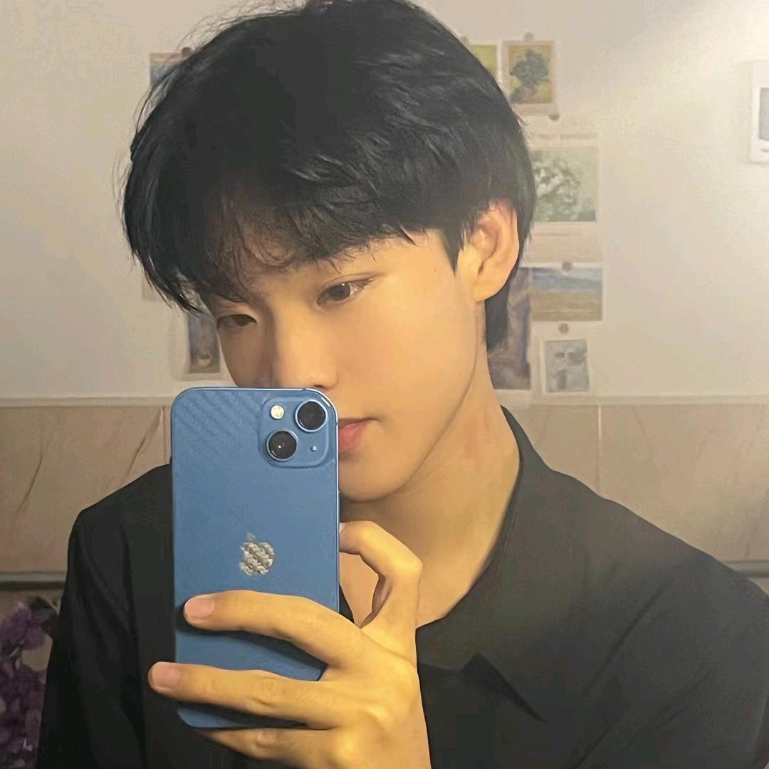 李泽C