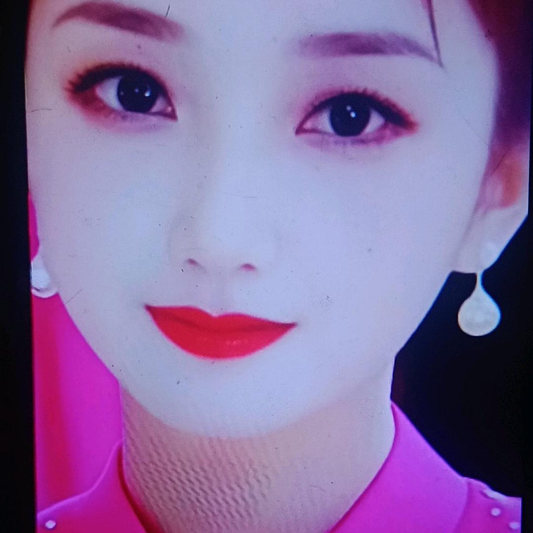 宝贝姐:上午十点半:开播