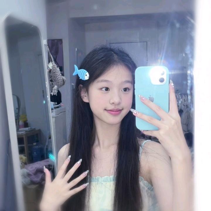 👗🎀蓝裙旋旋子👗🎀