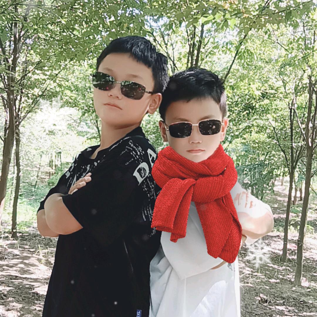 兄弟搭档晚上7:10开播