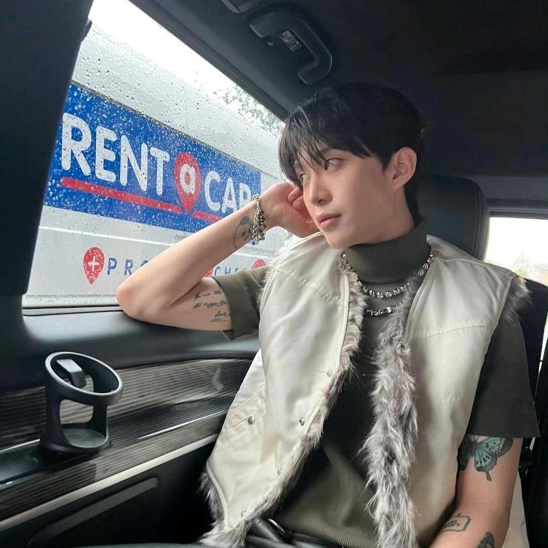 黑线帽
