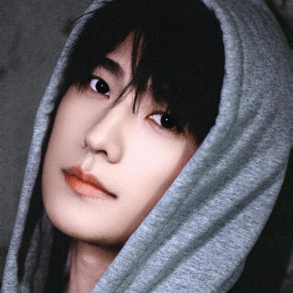 小雅🐼ིྀ🐑