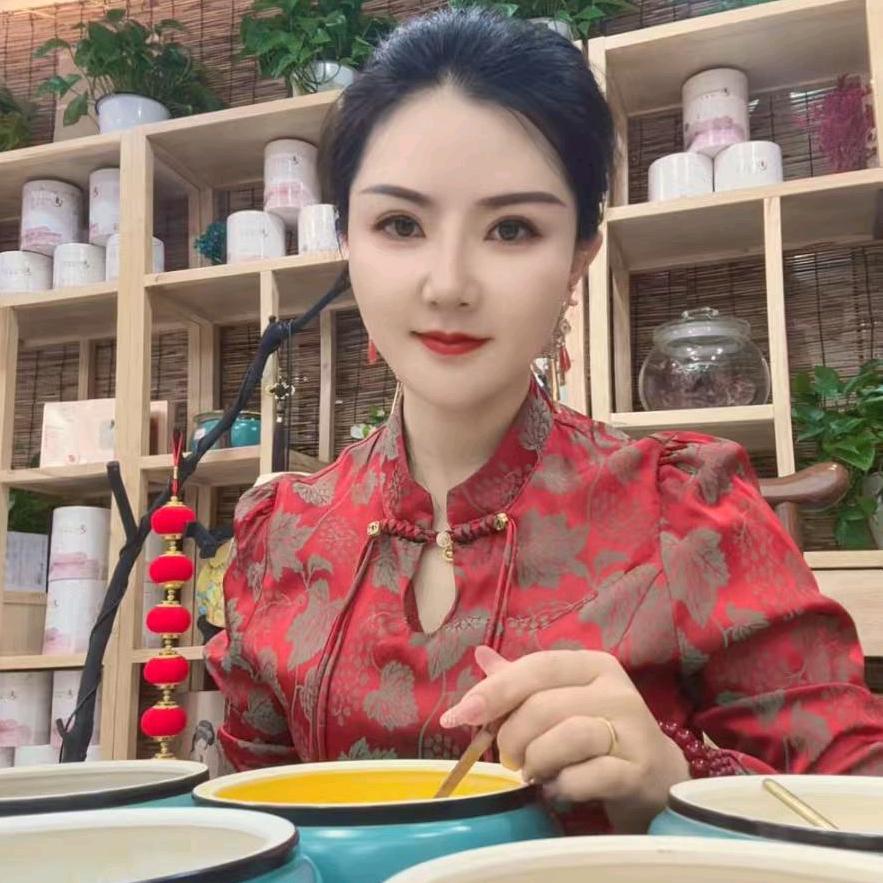 俏因子草本泥膜楚姐