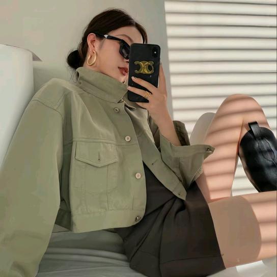 柚子的菠萝妈妈