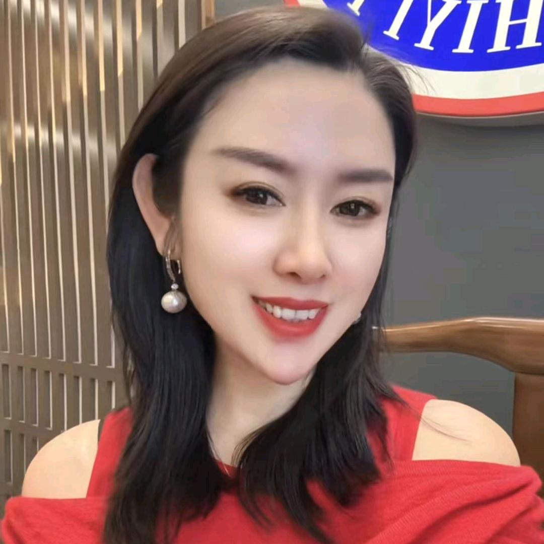 俊颖  西峰区獭崎酱酒行（个体工商户）