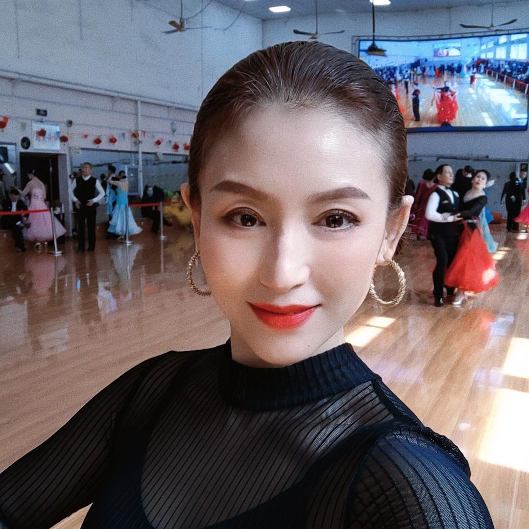薇（最美70后）