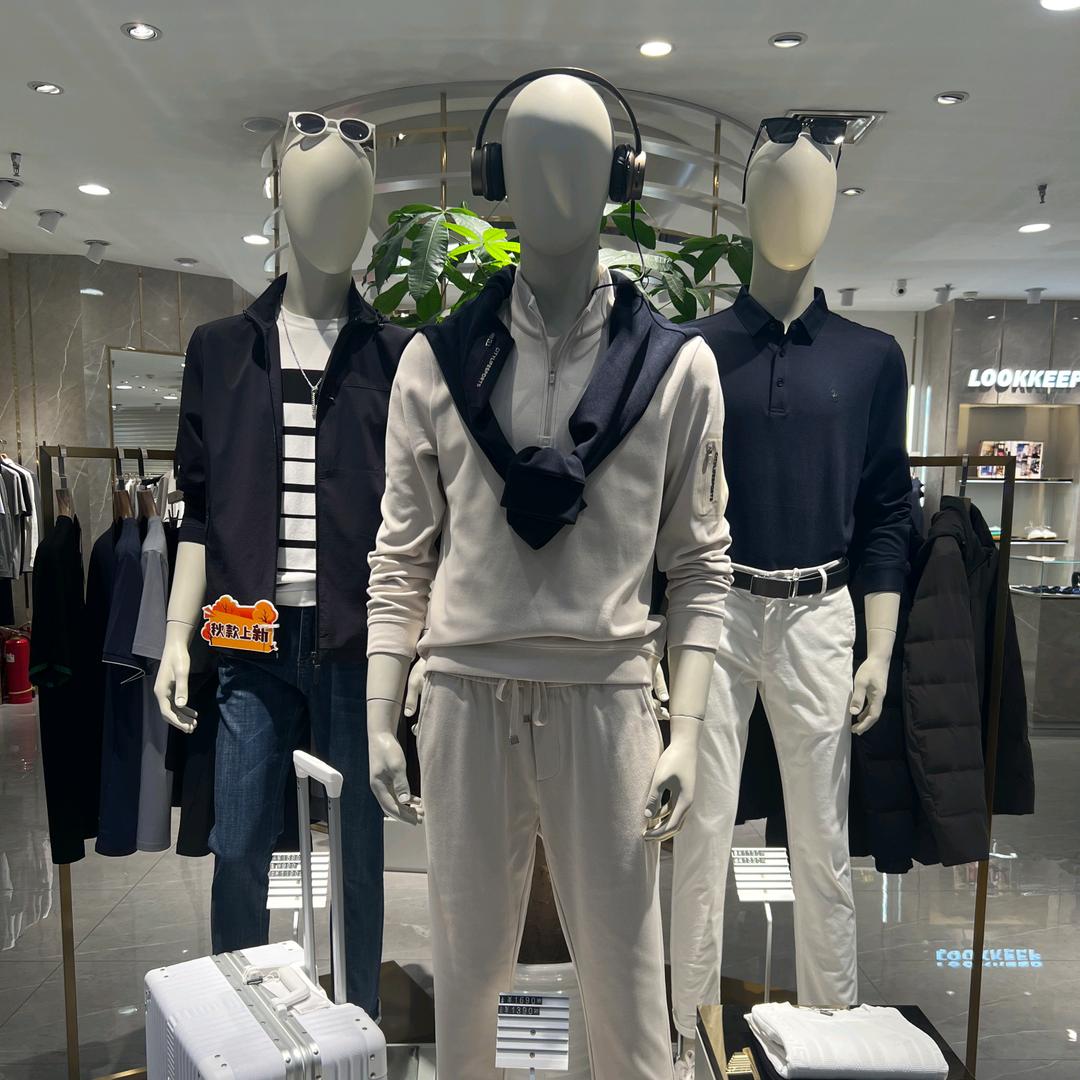 男装LOOKKEEP北京新世界