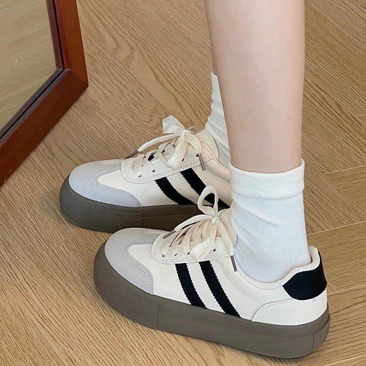 美兰极悦琪轻奢女鞋工厂店