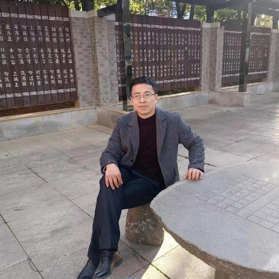 18年专业装修人张治国
