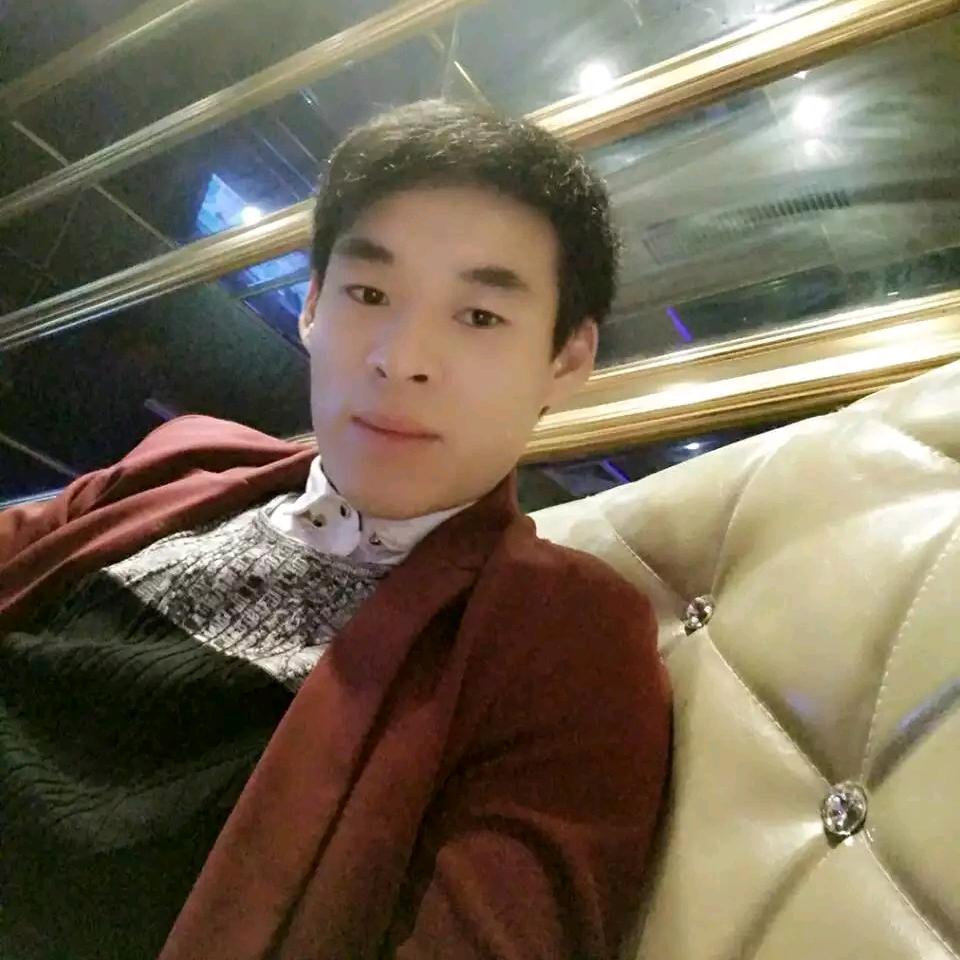 风铃在摇晃。