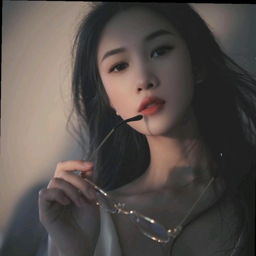 დ᭄♡爱与自由 二八分꧔ꦿ᭄💔