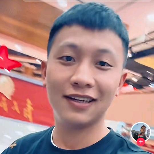 秋天的风的头像