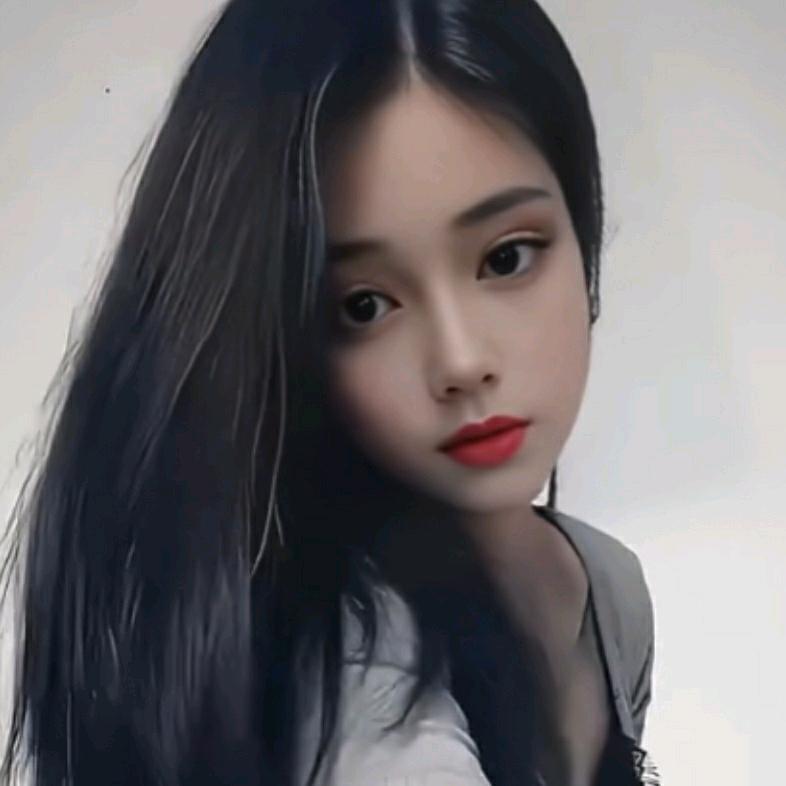李佳欣