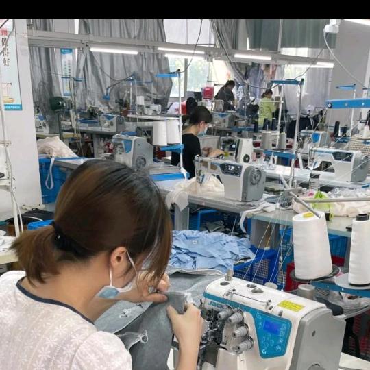 忠诚服装