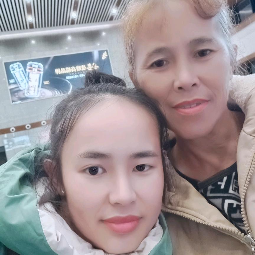 身残志坚的小何